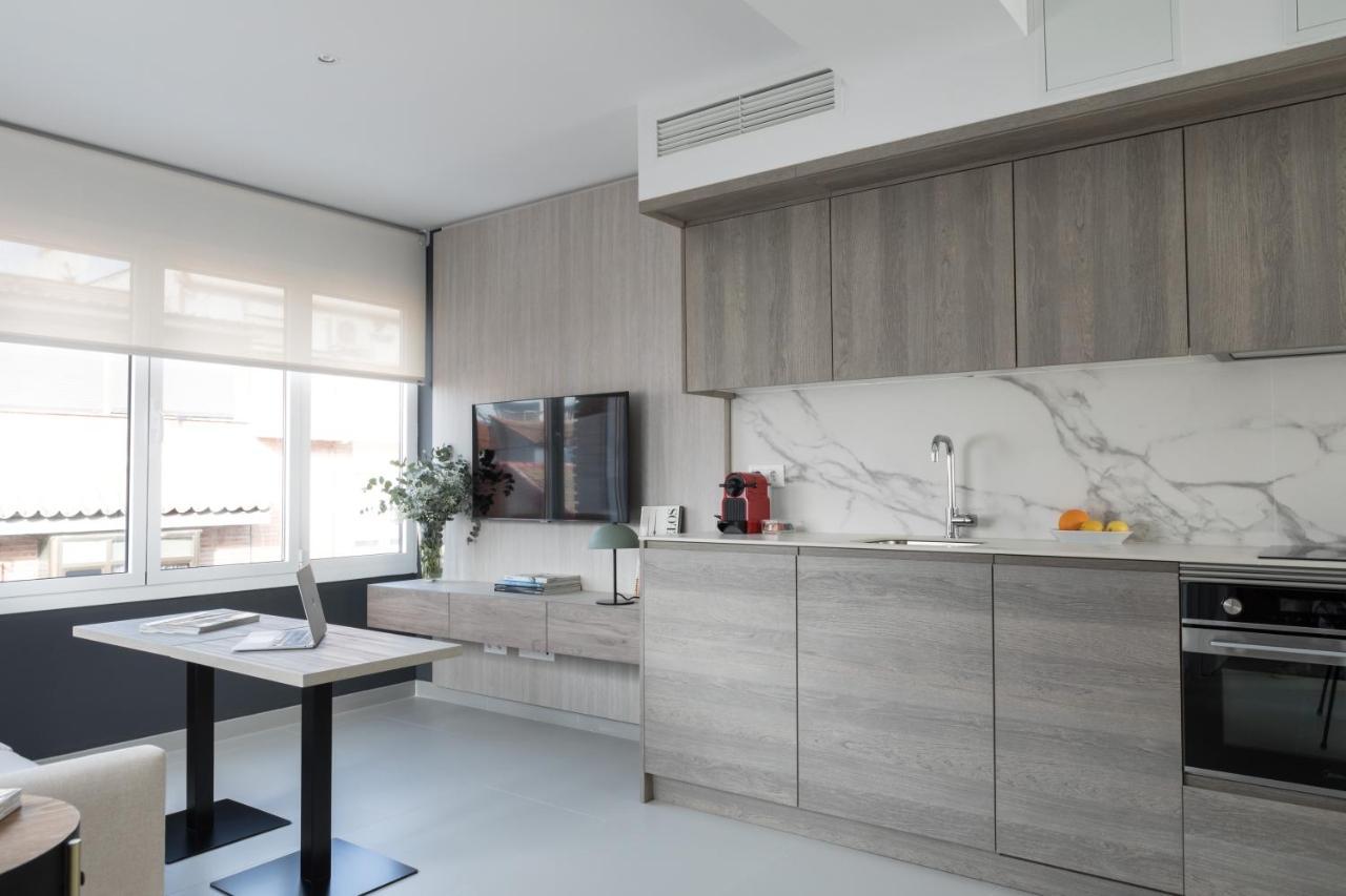 Apartamentos Las Torres มาดริด ภายนอก รูปภาพ