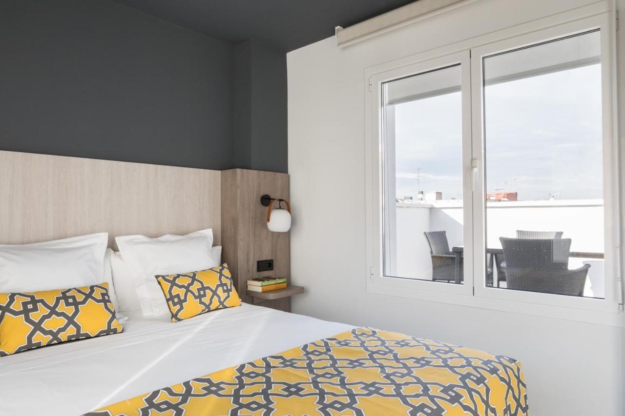 Apartamentos Las Torres มาดริด ภายนอก รูปภาพ