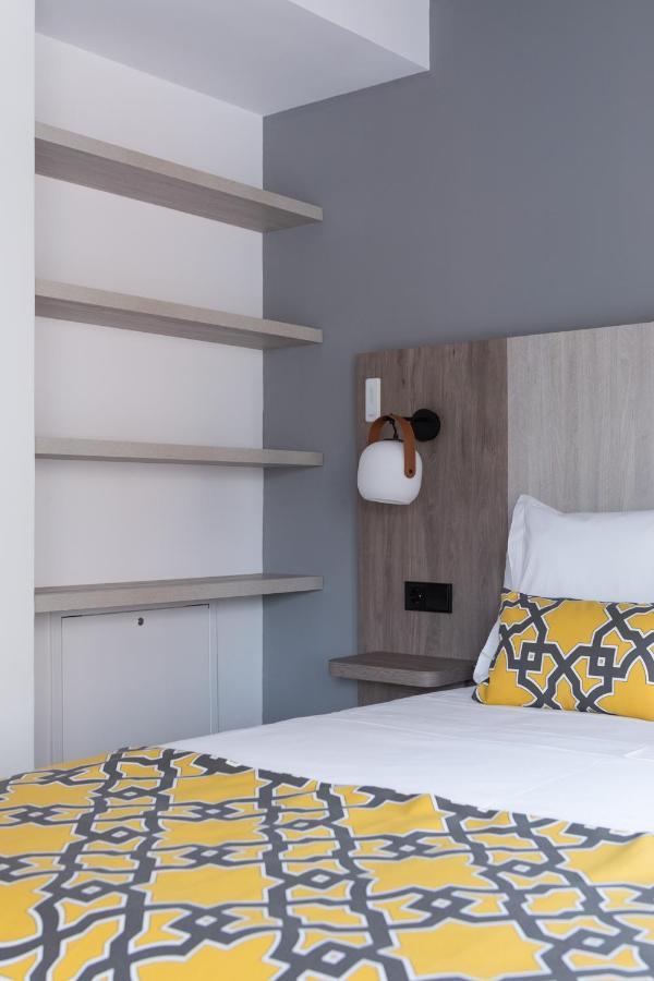 Apartamentos Las Torres มาดริด ภายนอก รูปภาพ