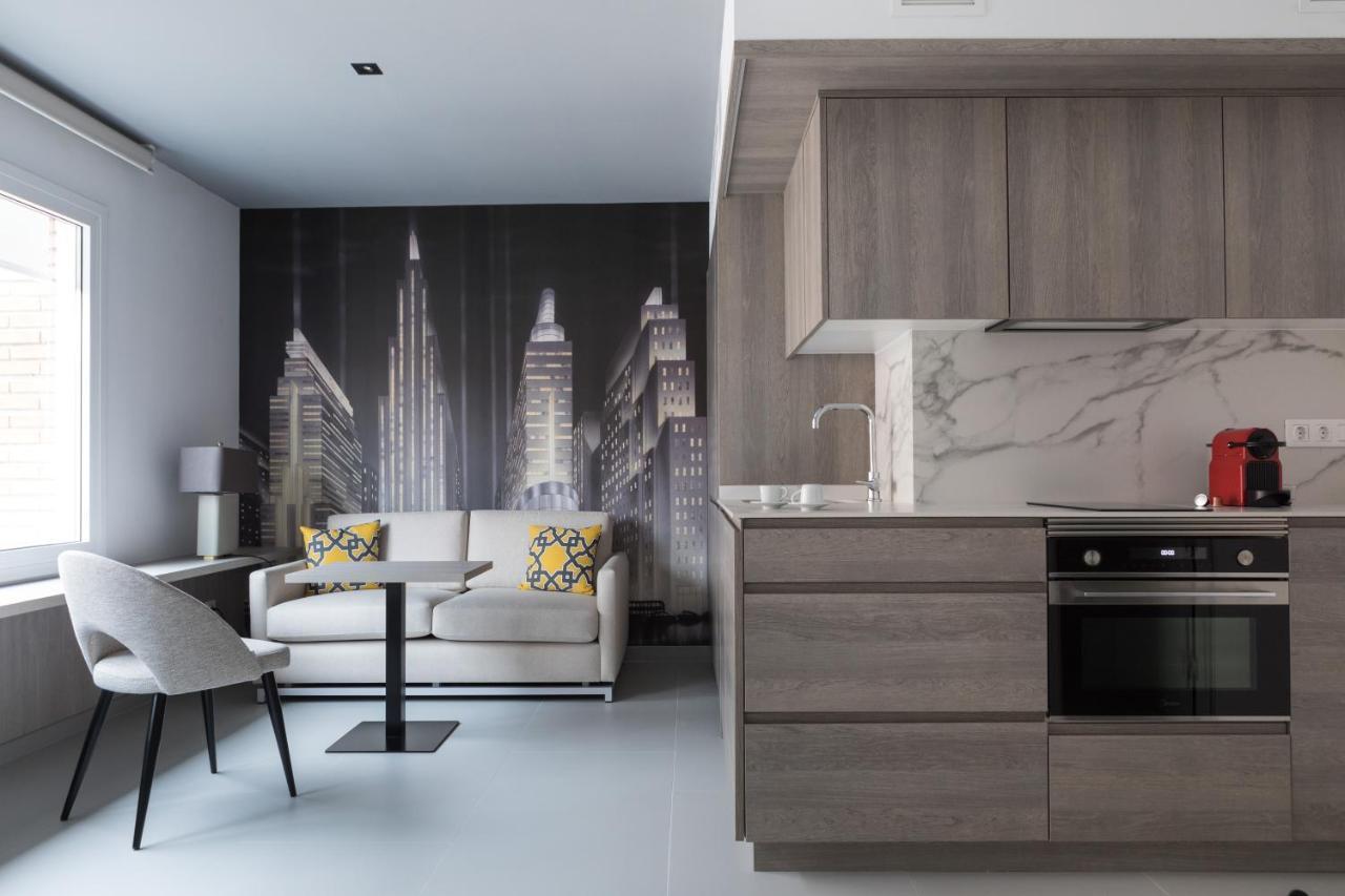 Apartamentos Las Torres มาดริด ภายนอก รูปภาพ