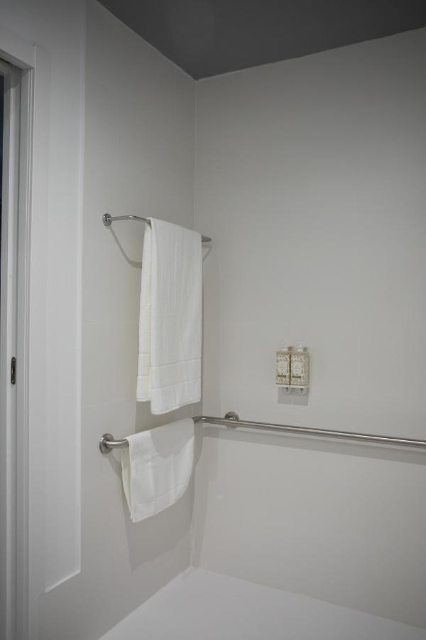Apartamentos Las Torres มาดริด ภายนอก รูปภาพ