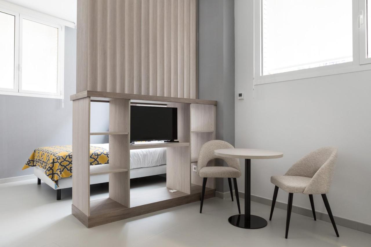 Apartamentos Las Torres มาดริด ภายนอก รูปภาพ