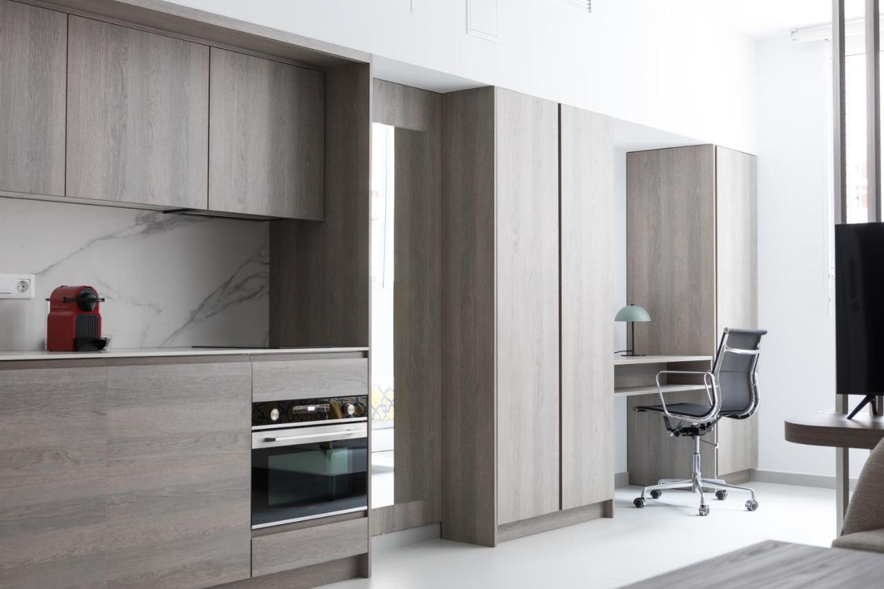 Apartamentos Las Torres มาดริด ภายนอก รูปภาพ