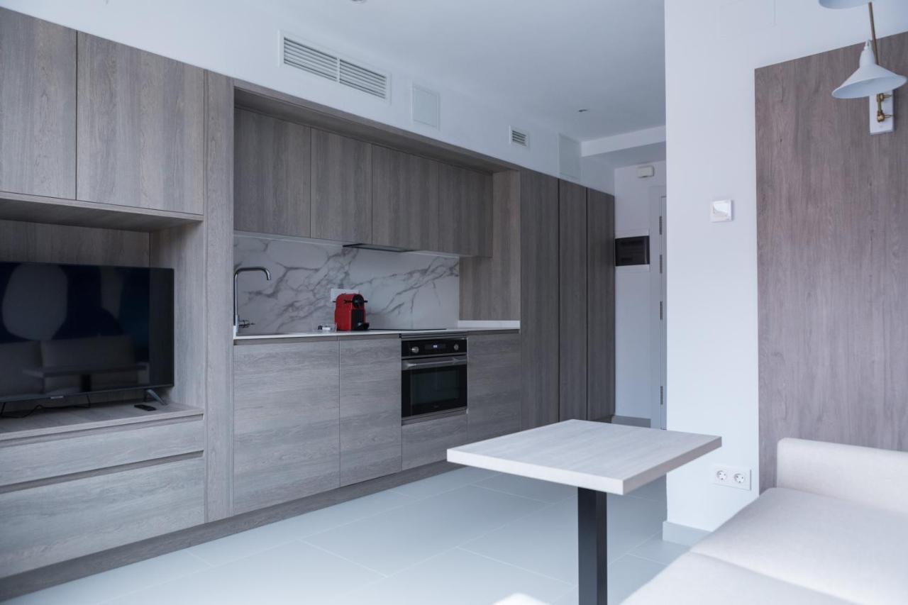 Apartamentos Las Torres มาดริด ภายนอก รูปภาพ