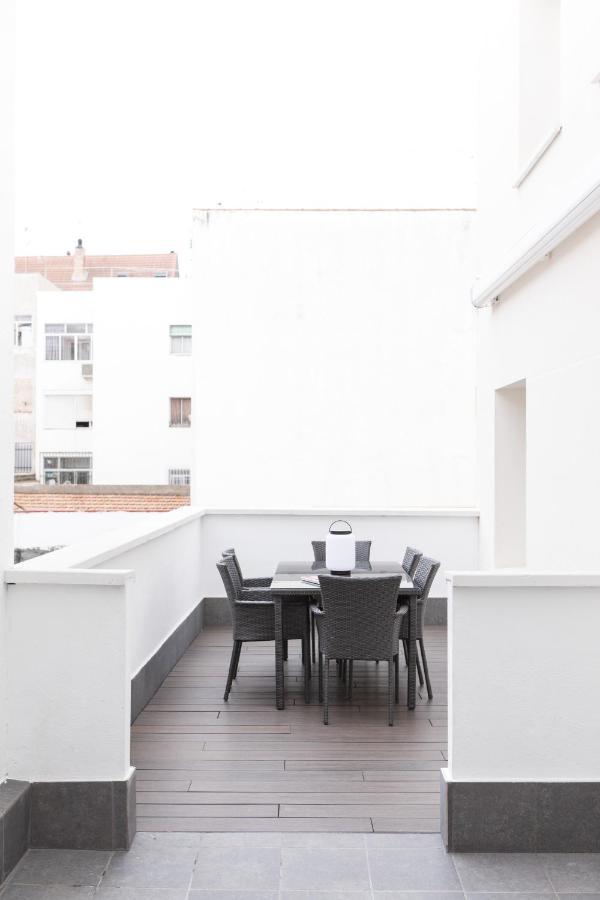 Apartamentos Las Torres มาดริด ภายนอก รูปภาพ